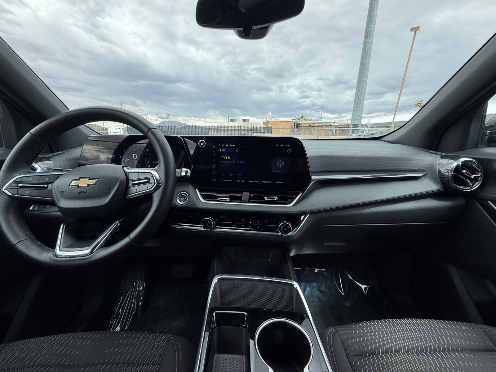 Thumbnail: 2025 Chevrolet Equinox - 3