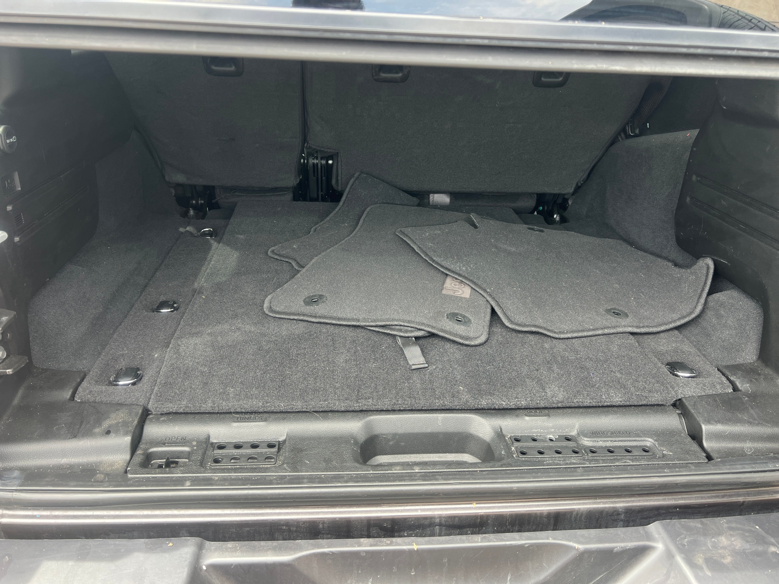 Thumbnail: 2025 Jeep Wrangler - 6