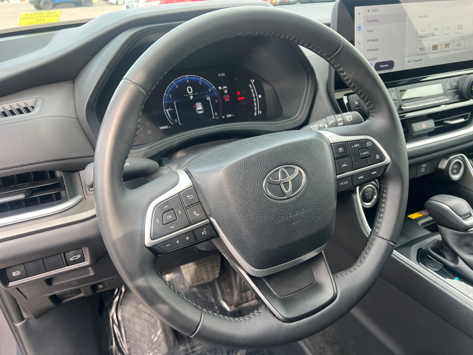 Thumbnail: 2025 Toyota Grand Highlander - 4