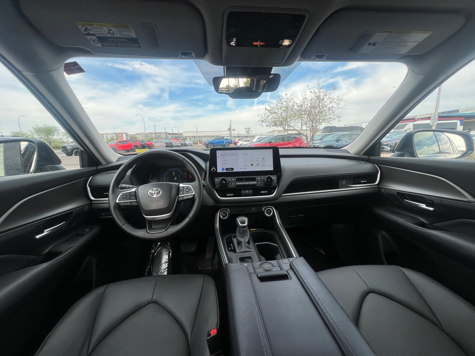 Thumbnail: 2025 Toyota Grand Highlander - 2