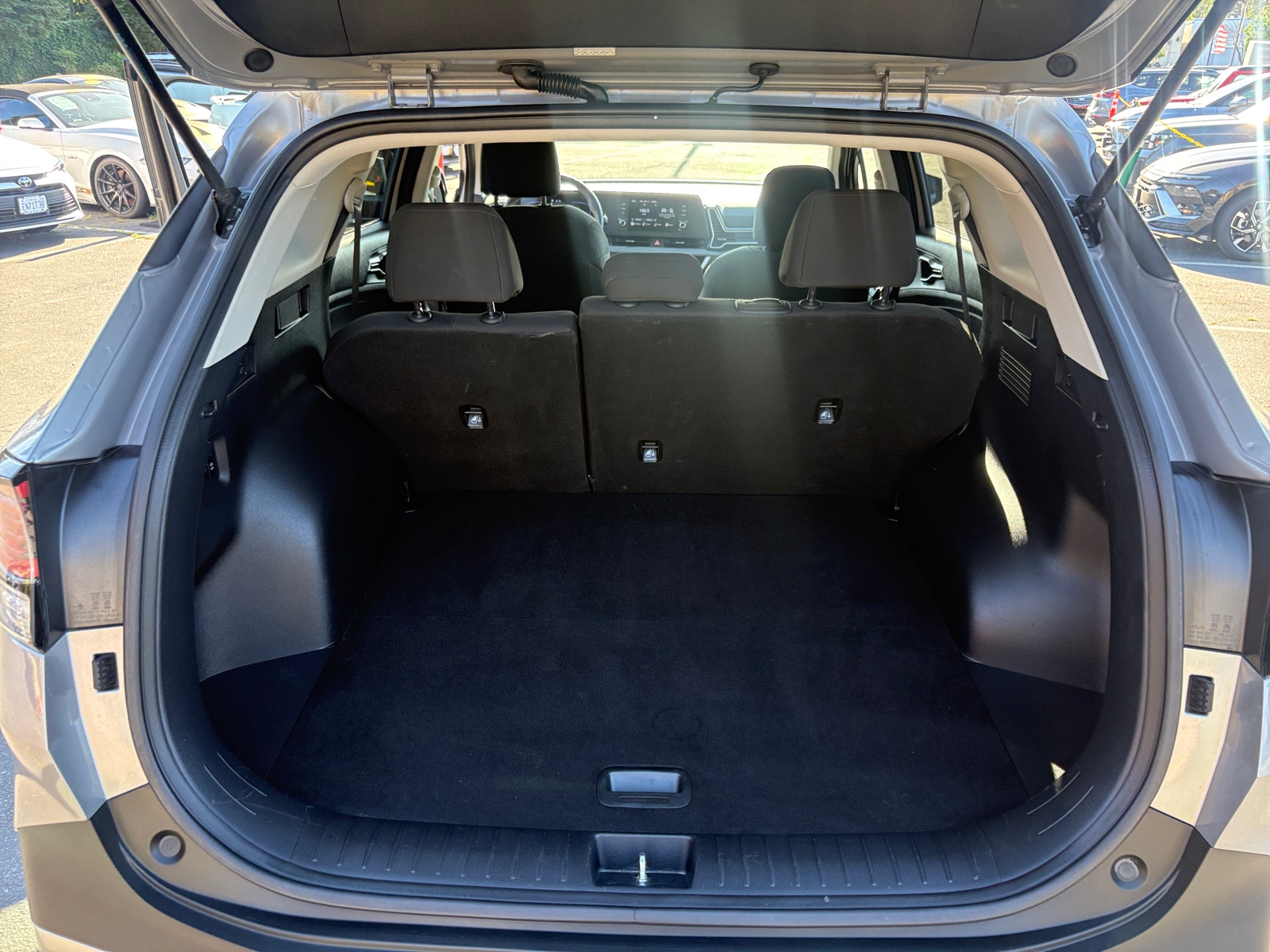 Thumbnail: 2025 Kia Sportage - 6