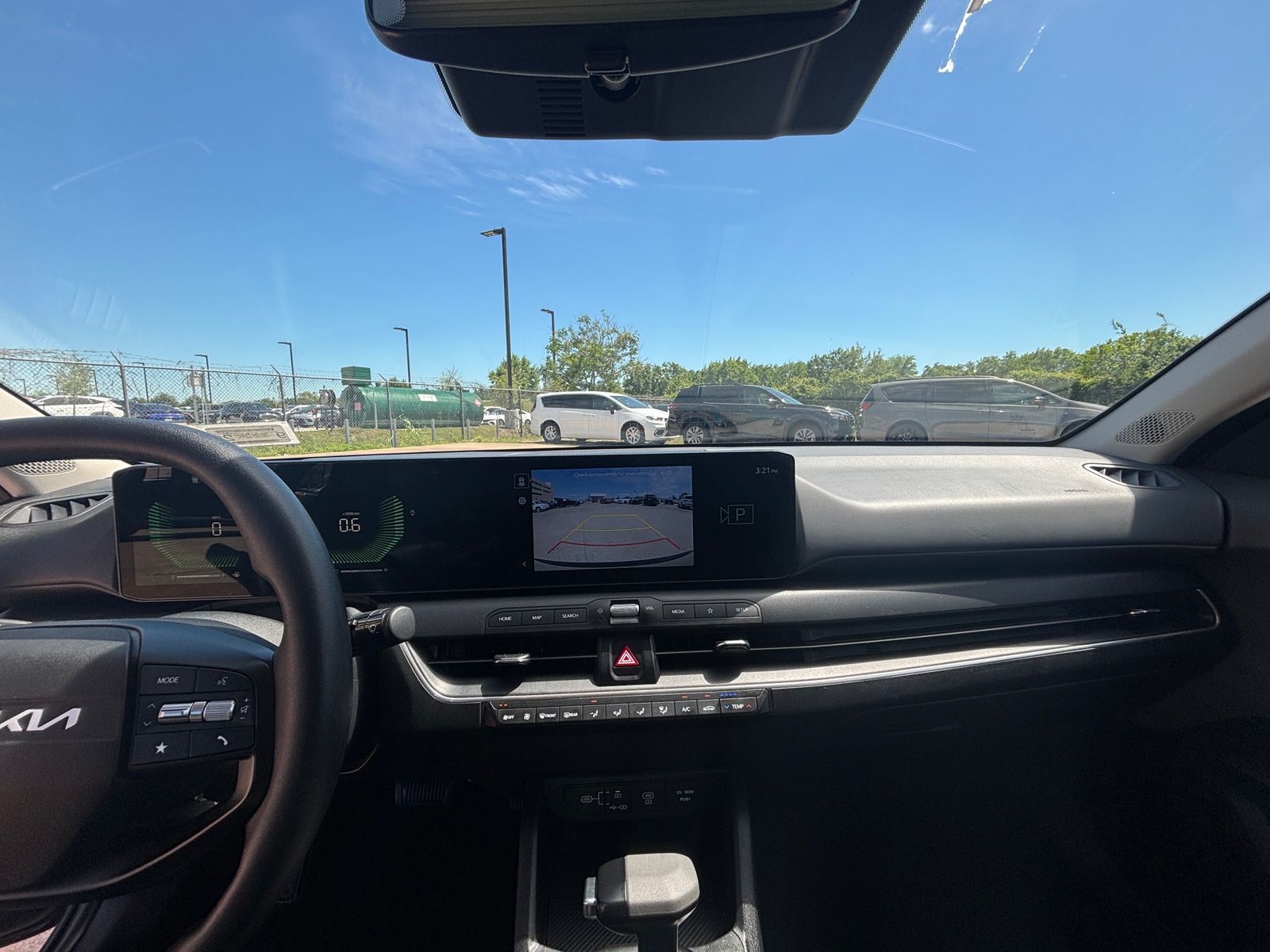 Thumbnail: 2025 Kia K4 - 3