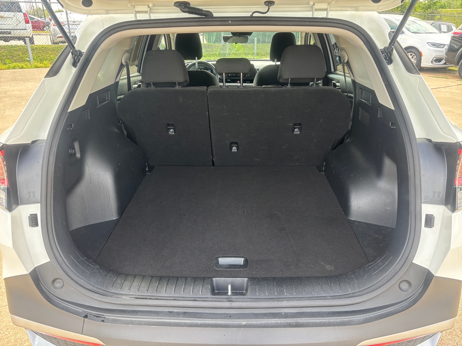 Thumbnail: 2025 Kia Sportage - 6