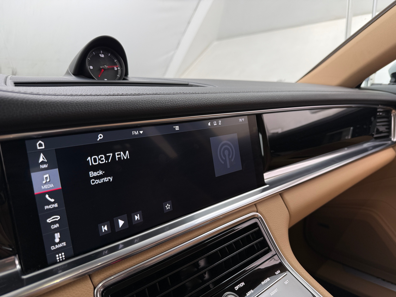 Thumbnail: 2020 Porsche Panamera - 4