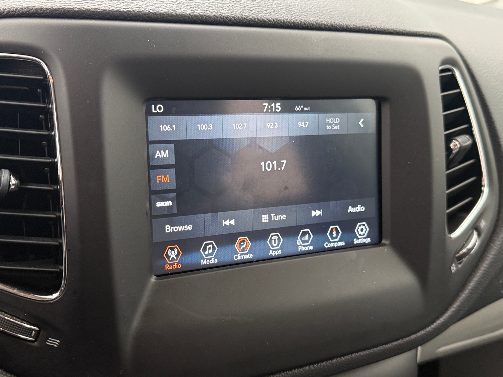 Thumbnail: 2018 Jeep Compass - 4