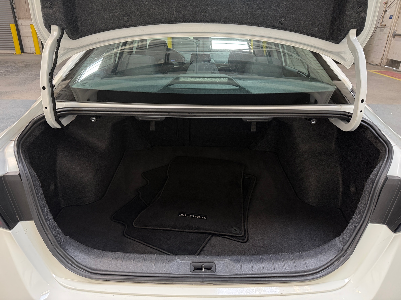 Thumbnail: 2025 Nissan Altima - 7