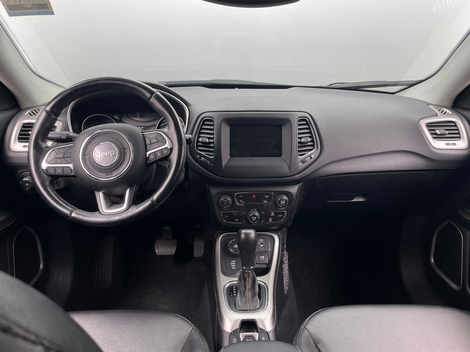 Thumbnail: 2020 Jeep Compass - 3