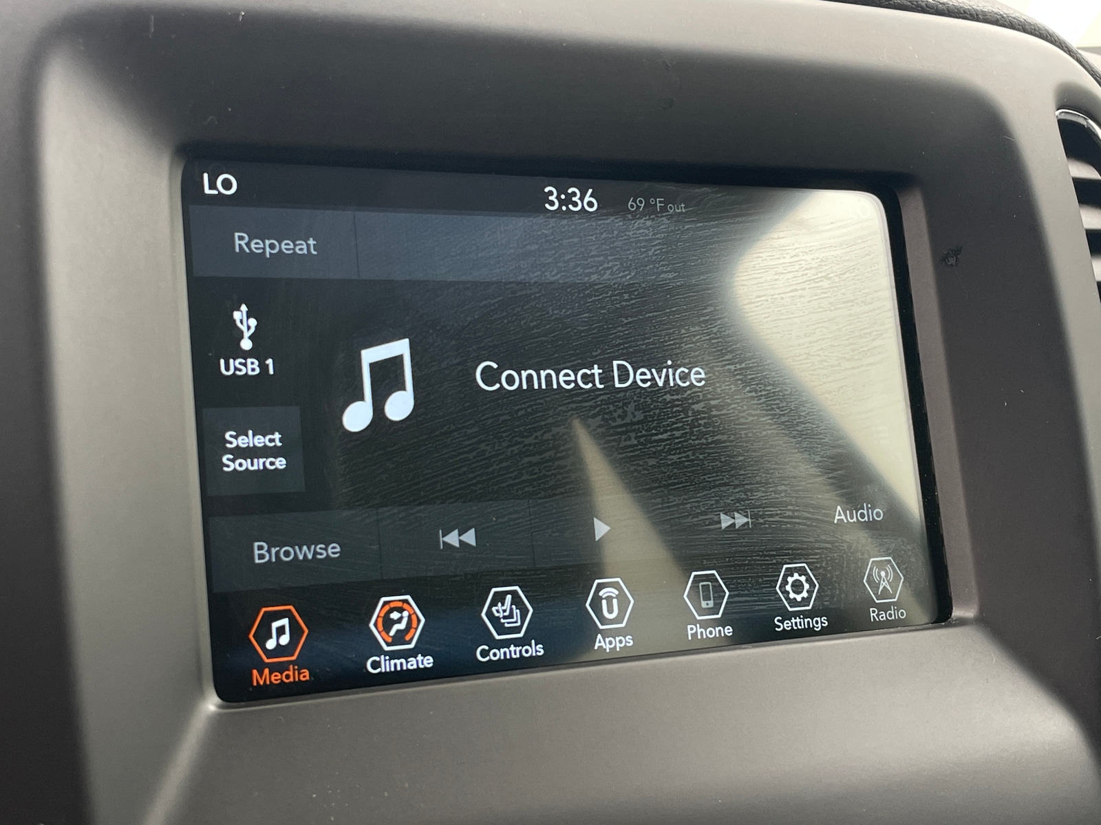 Thumbnail: 2020 Jeep Compass - 4