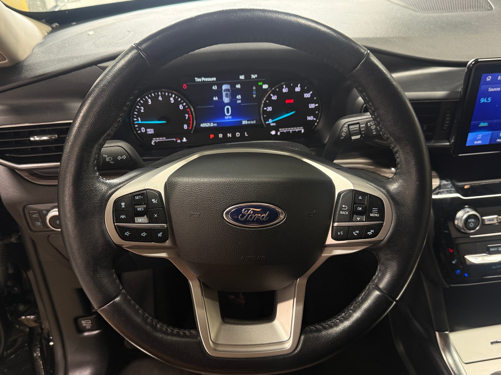 Thumbnail: 2022 Ford Explorer - 4