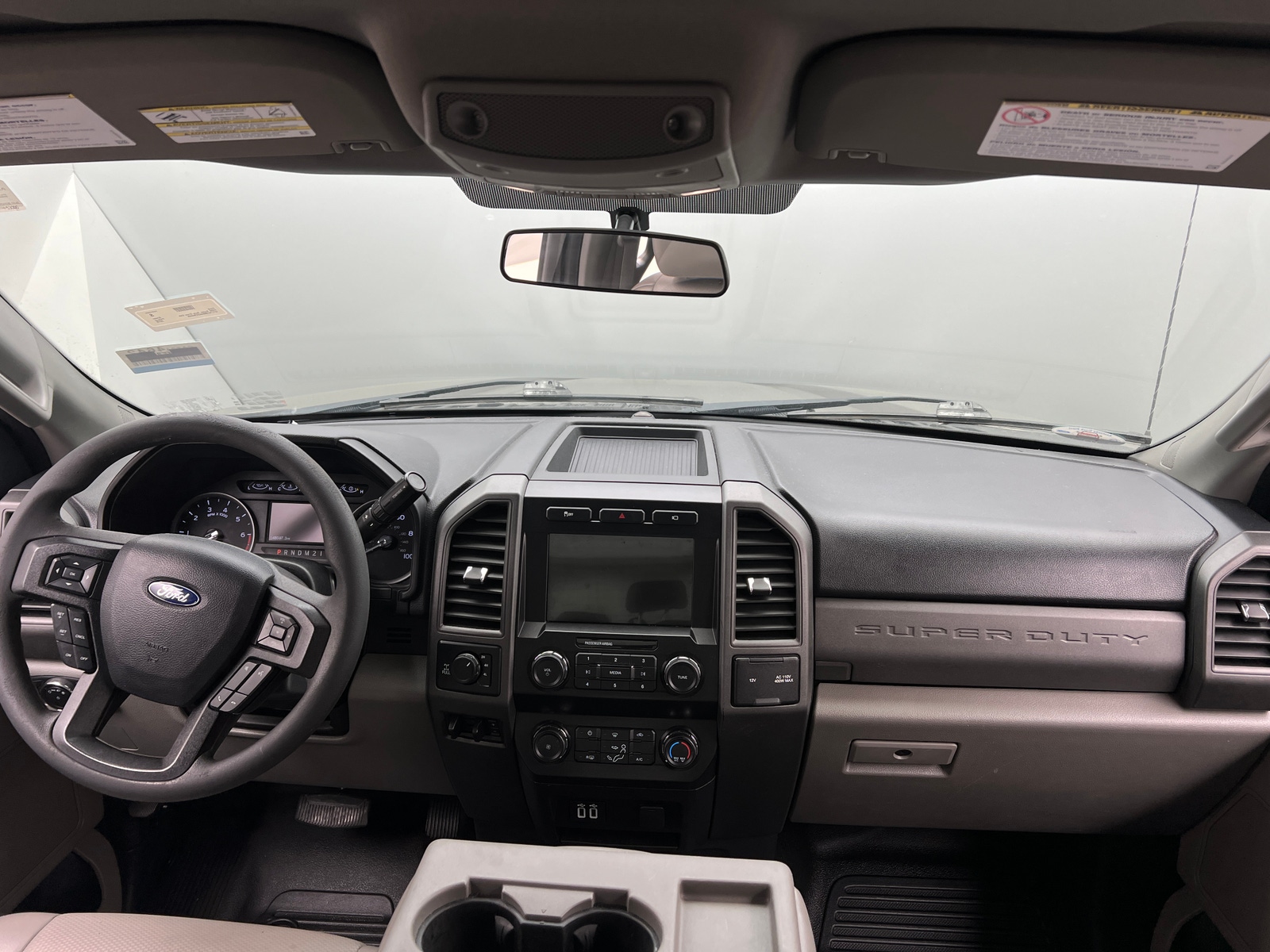 Thumbnail: 2019 Ford Econoline - 3