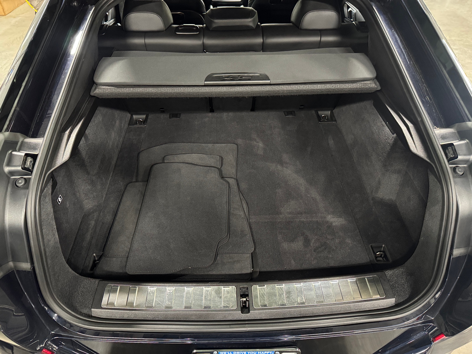 Thumbnail: 2025 BMW X6 - 6