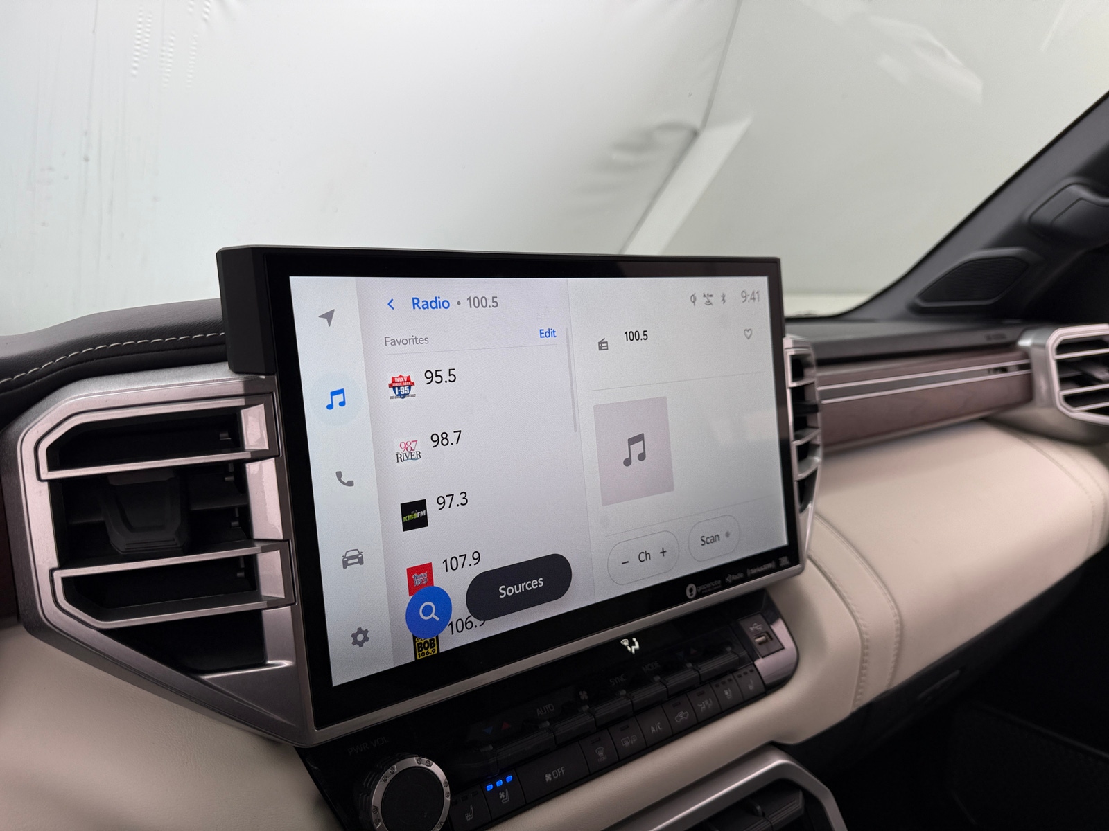 Thumbnail: 2023 Toyota Tundra - 3