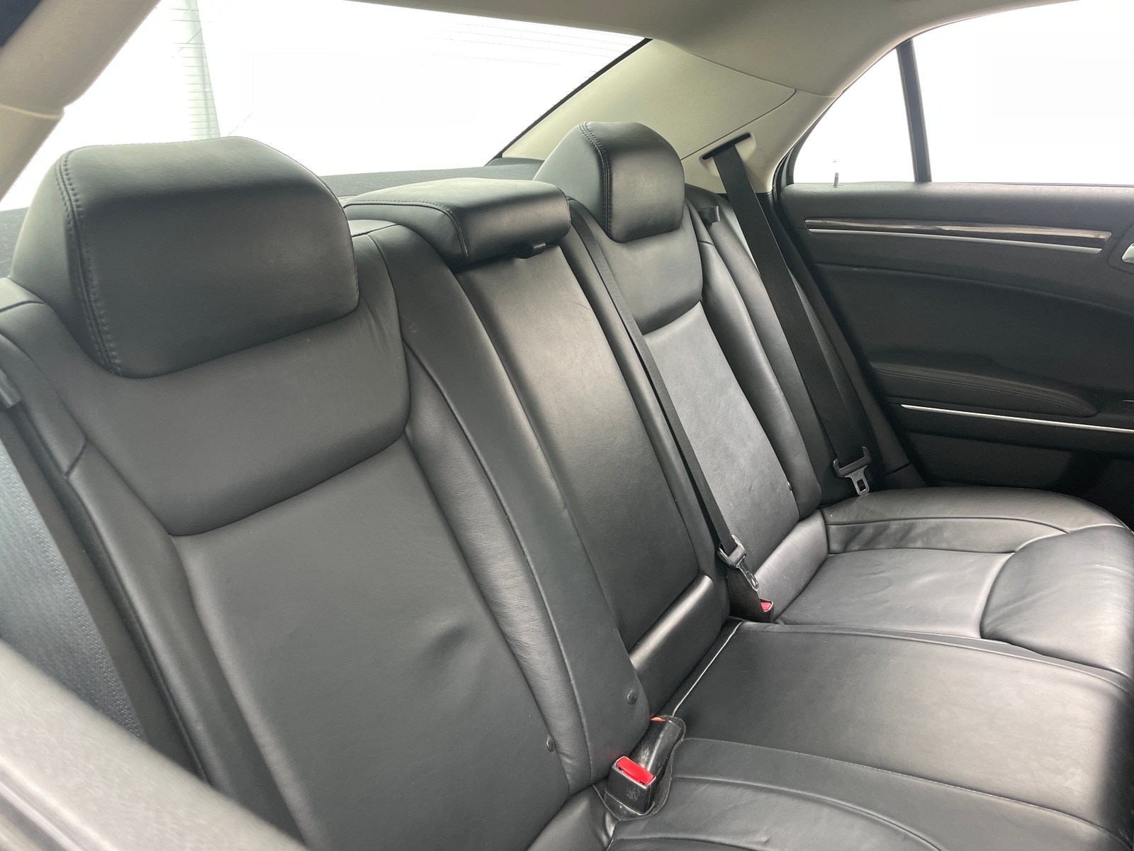 Thumbnail: 2015 Chrysler 300 - 5