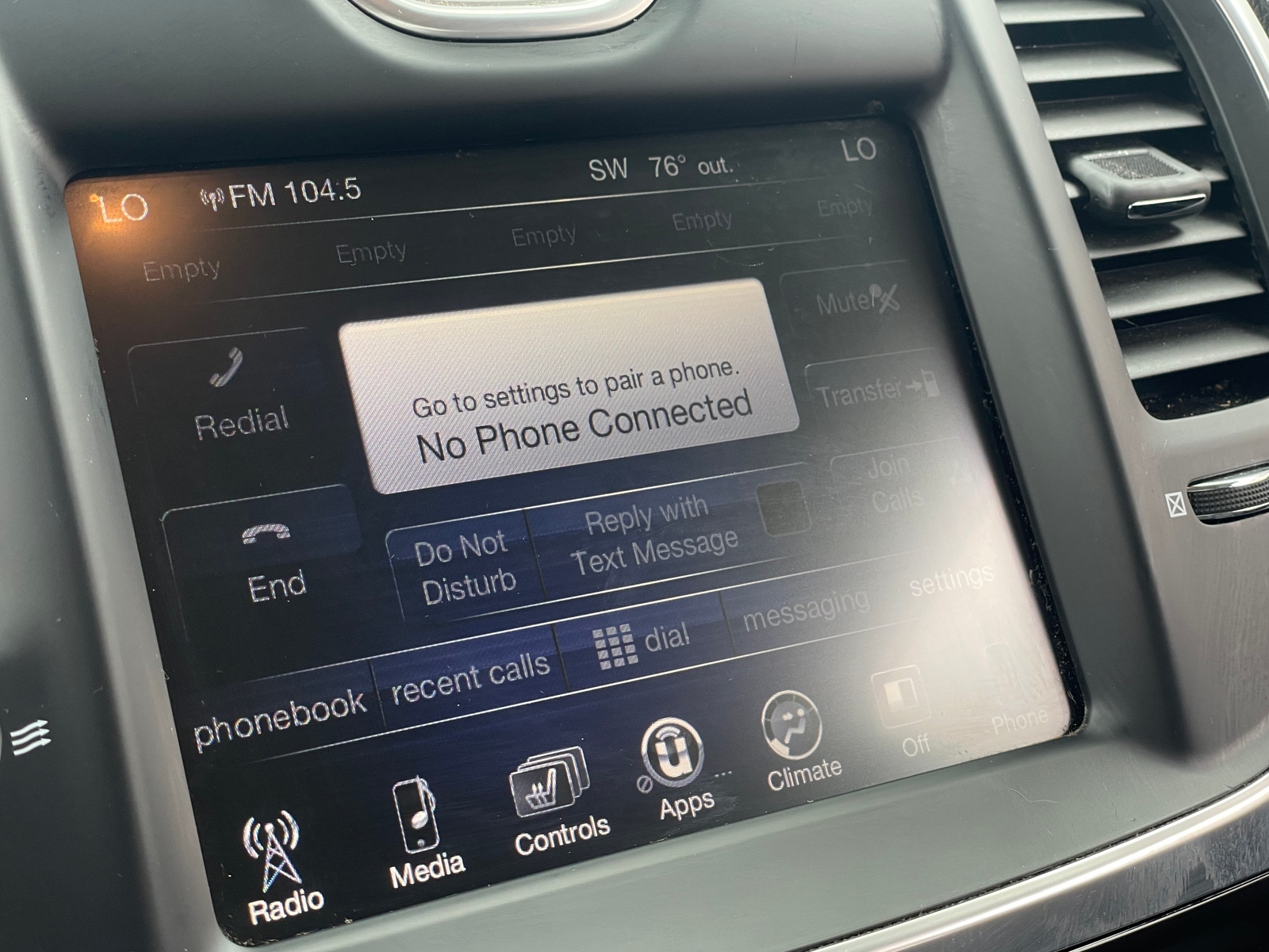 Thumbnail: 2015 Chrysler 300 - 3