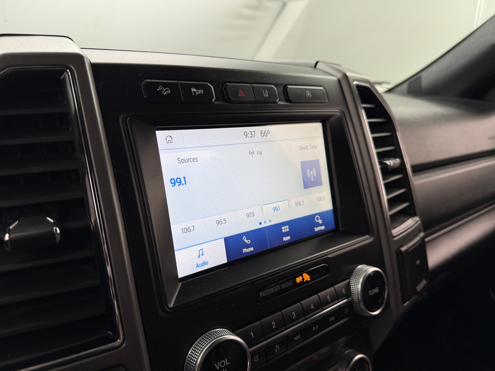 Thumbnail: 2021 Ford Expedition MAX - 4