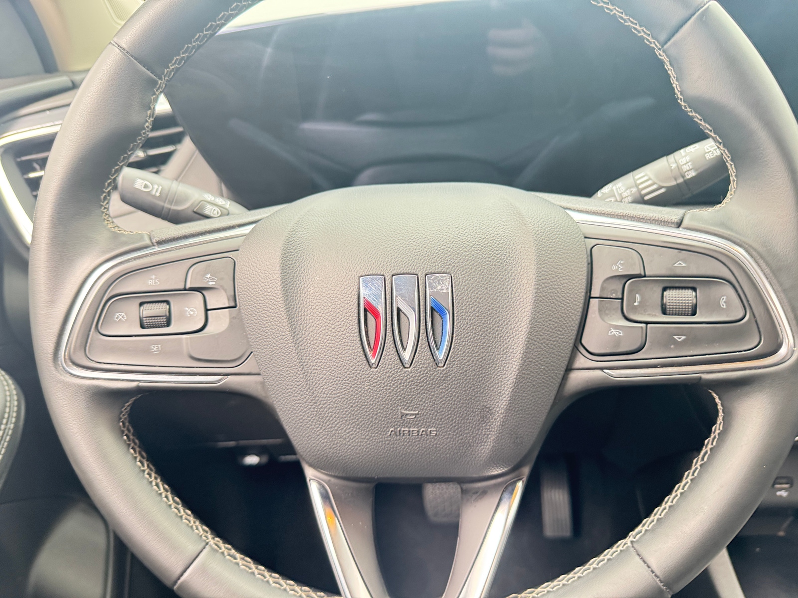 Thumbnail: 2025 Buick Encore GX - 5