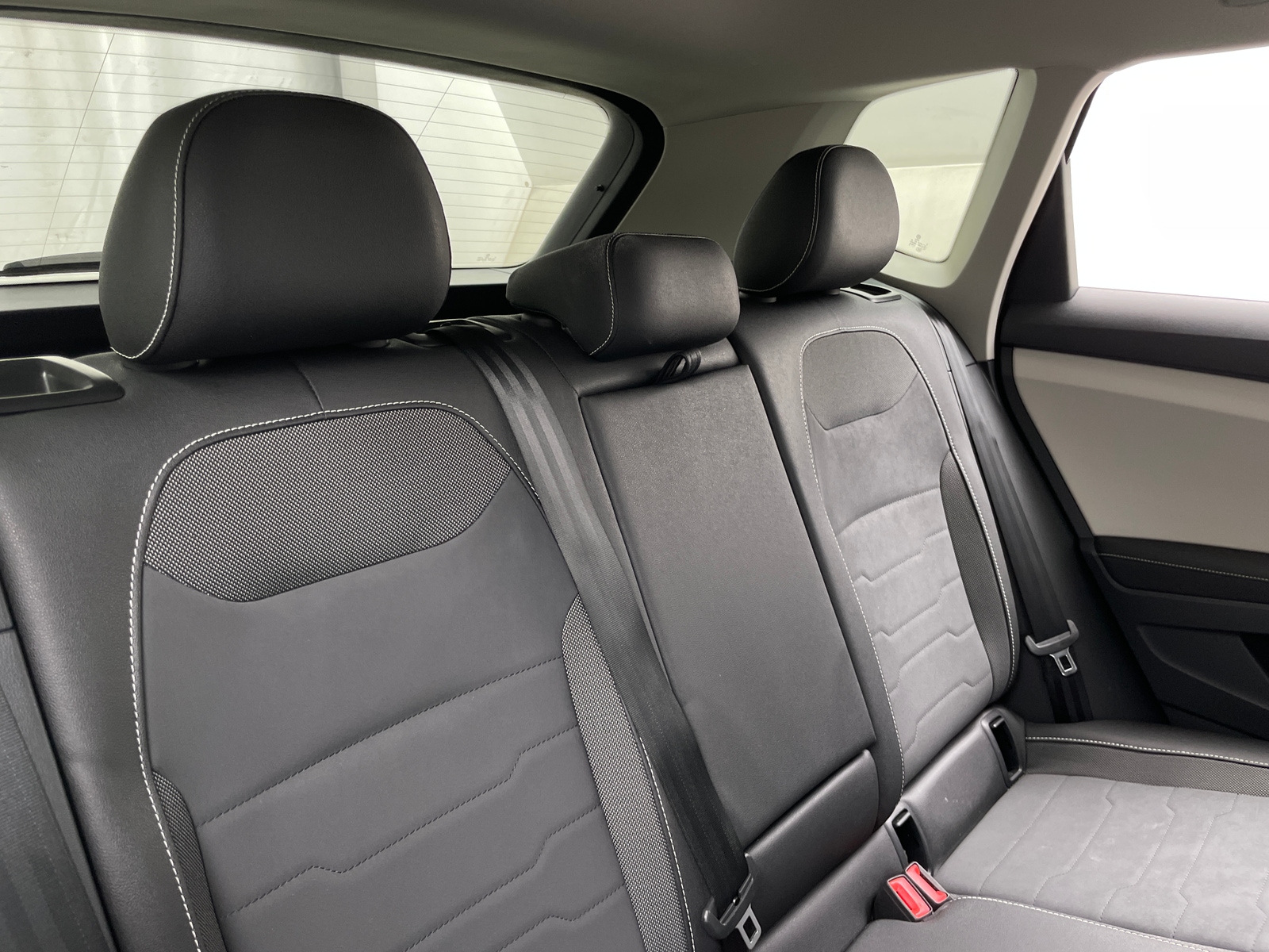 Thumbnail: 2025 Volkswagen Taos - 5