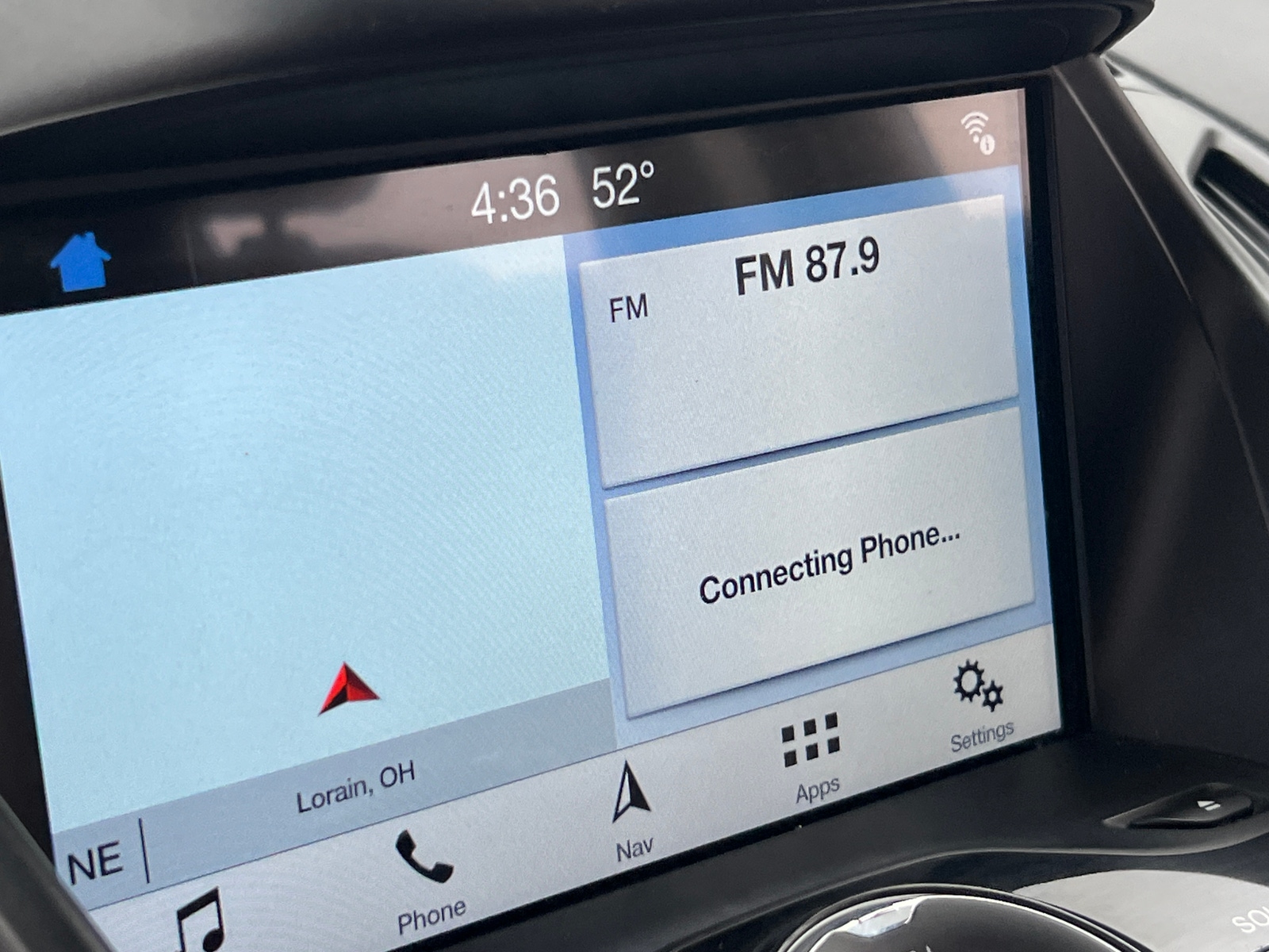 Thumbnail: 2017 Ford Escape - 3