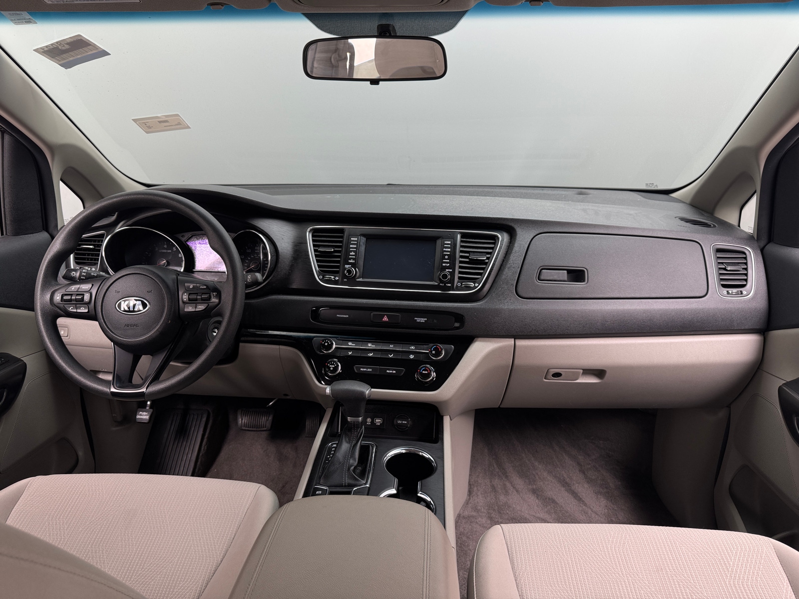 Thumbnail: 2021 Kia Sedona - 3