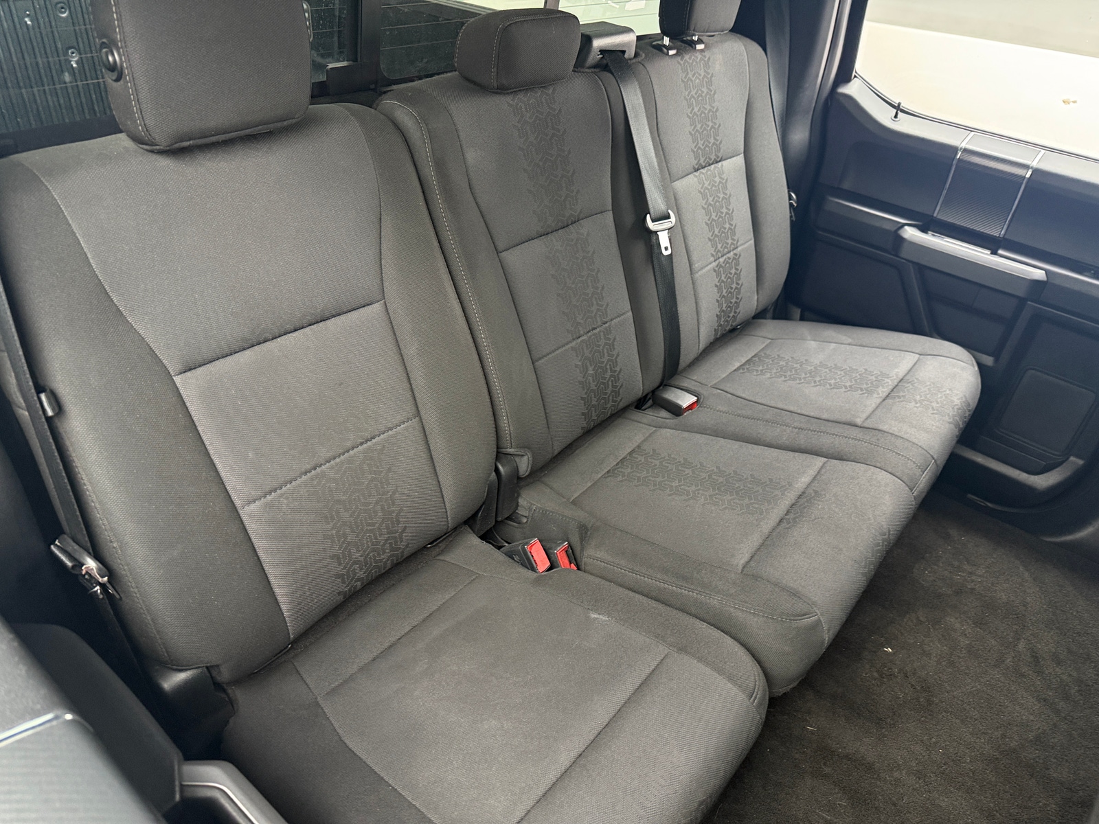 Thumbnail: 2018 Ford Econoline - 6