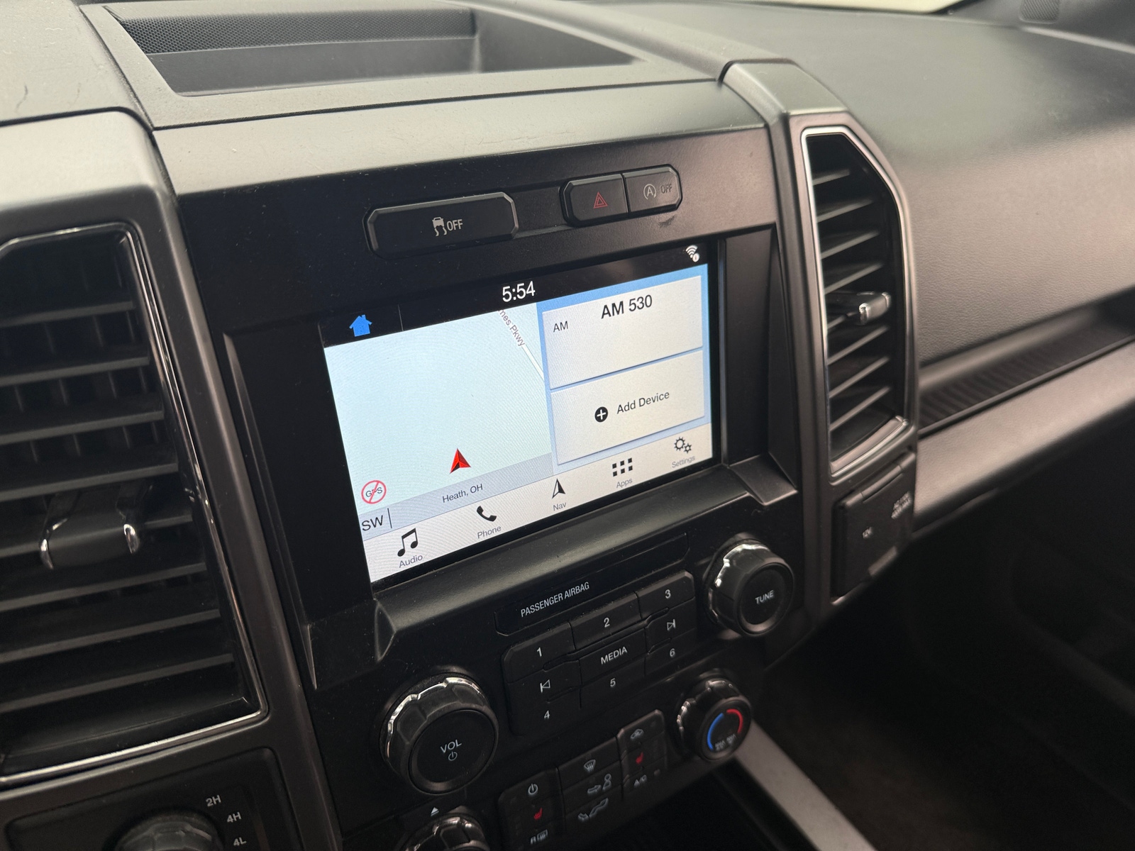 Thumbnail: 2018 Ford Econoline - 4