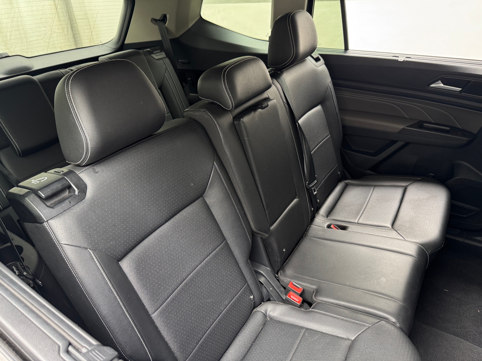 Thumbnail: 2023 Volkswagen Atlas - 5