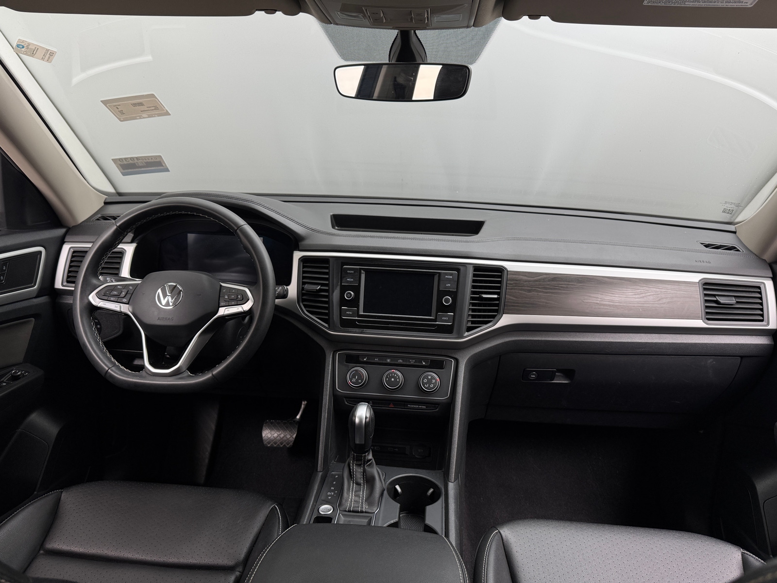 Thumbnail: 2023 Volkswagen Atlas - 2