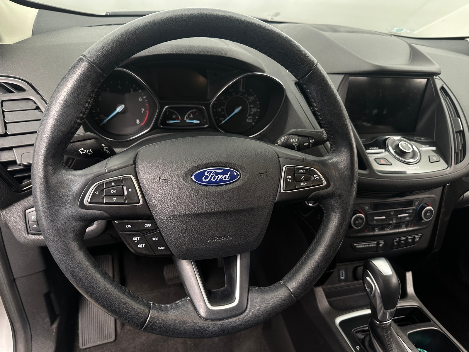 Thumbnail: 2019 Ford Escape - 4