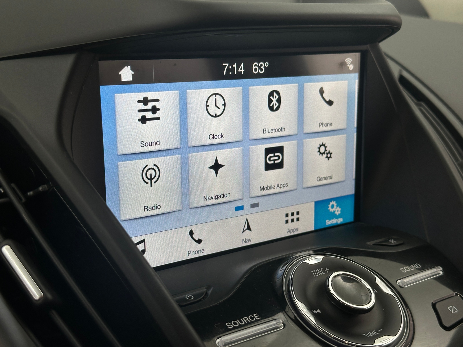 Thumbnail: 2019 Ford Escape - 3