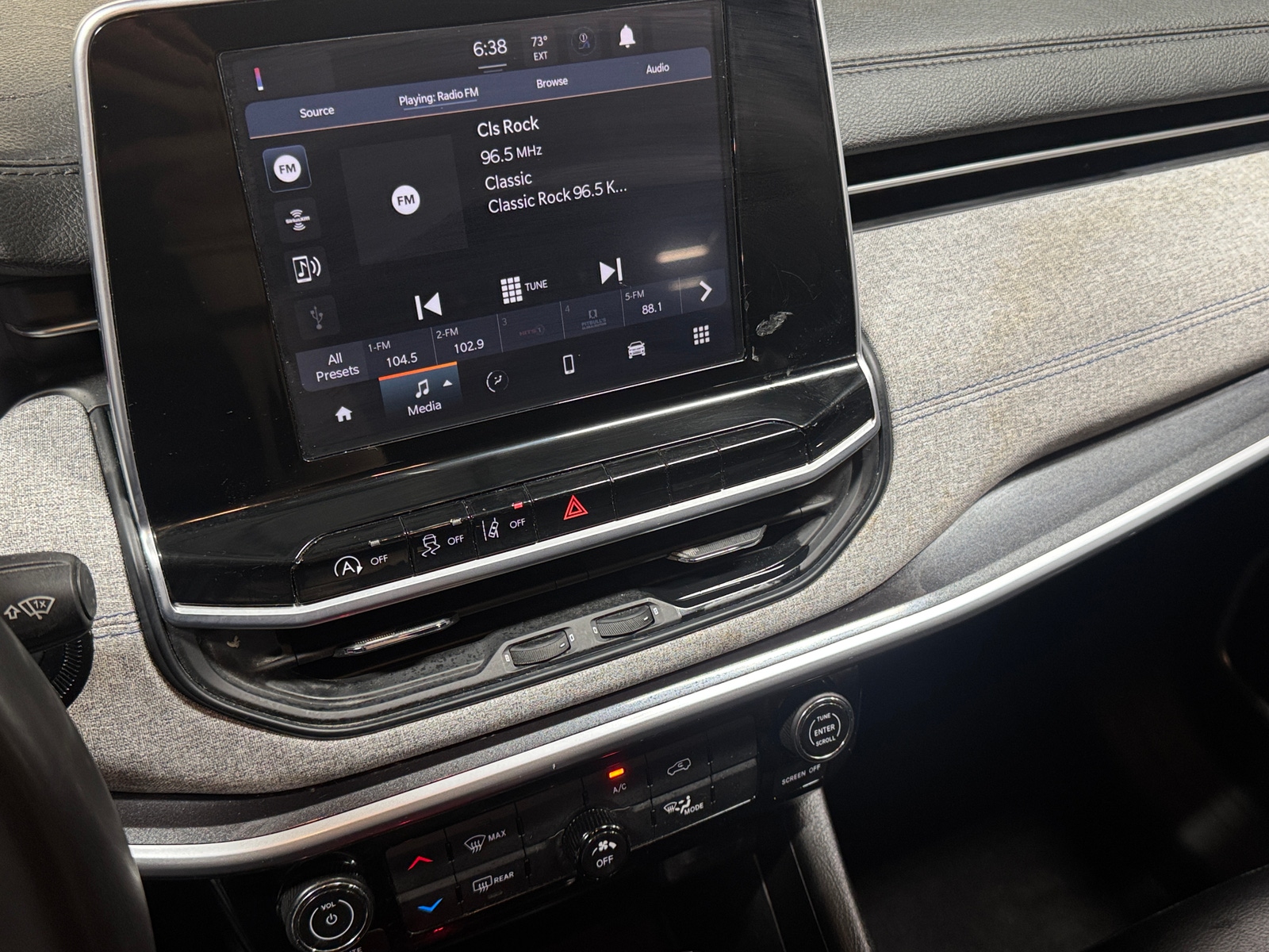 Thumbnail: 2022 Jeep Compass - 4