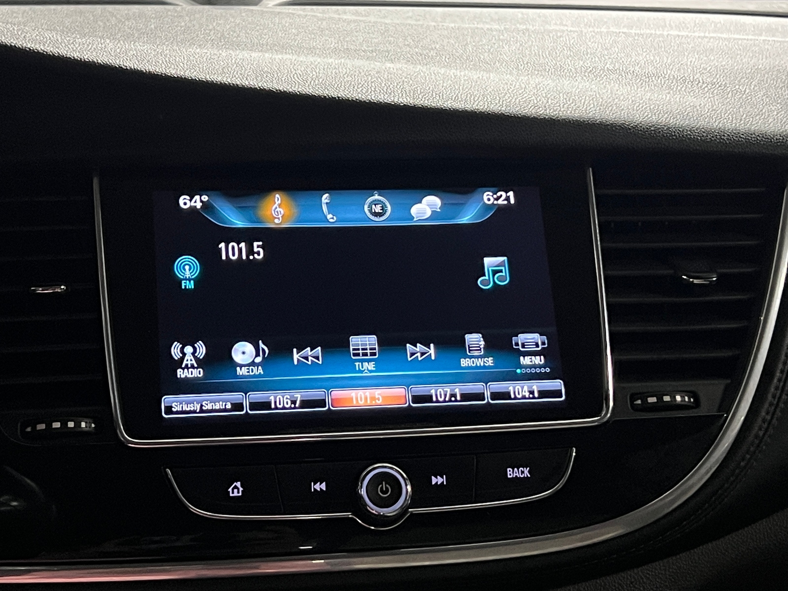 Thumbnail: 2019 Buick Encore - 4