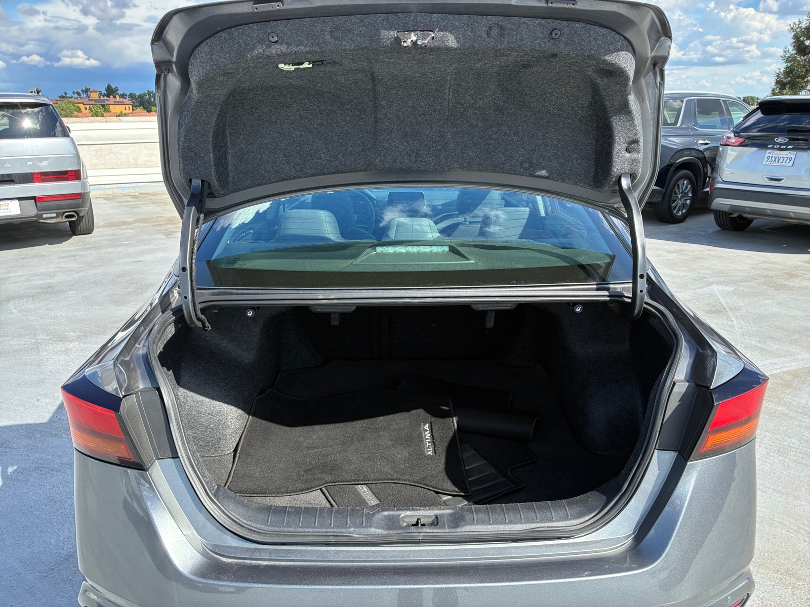 Thumbnail: 2025 Nissan Altima - 6