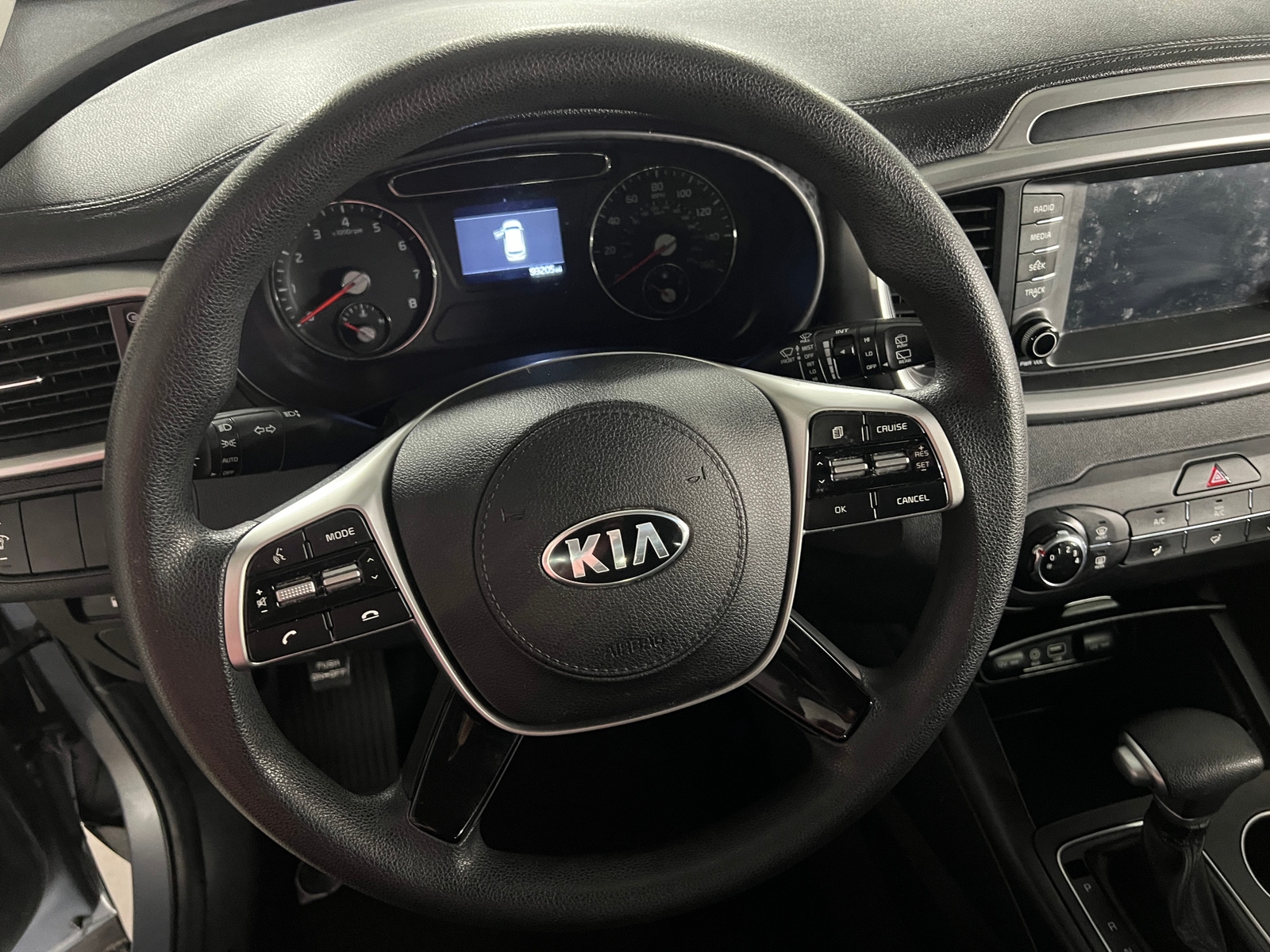 Thumbnail: 2020 Kia Sorento - 5