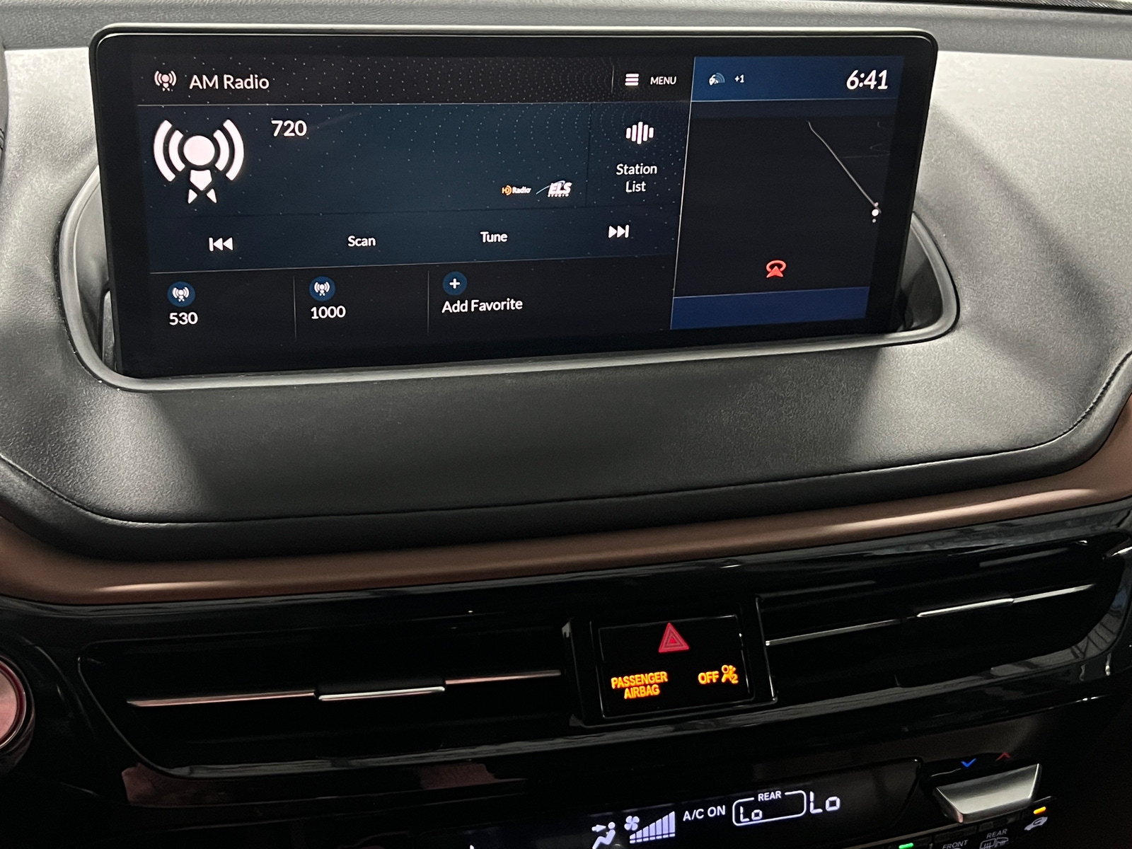 Thumbnail: 2022 Acura MDX - 3