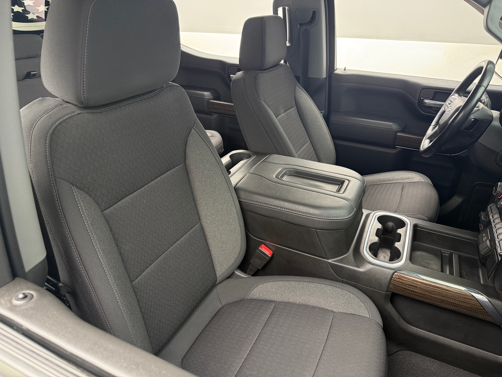 Thumbnail: 2021 Chevrolet Silverado 1500 - 2