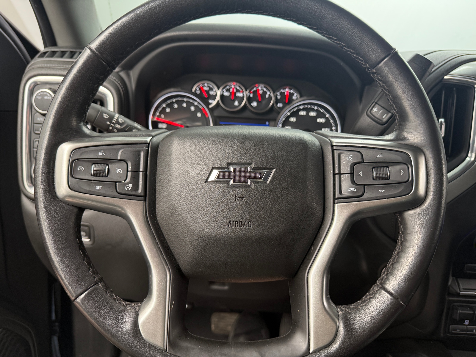 Thumbnail: 2021 Chevrolet Silverado 1500 - 5