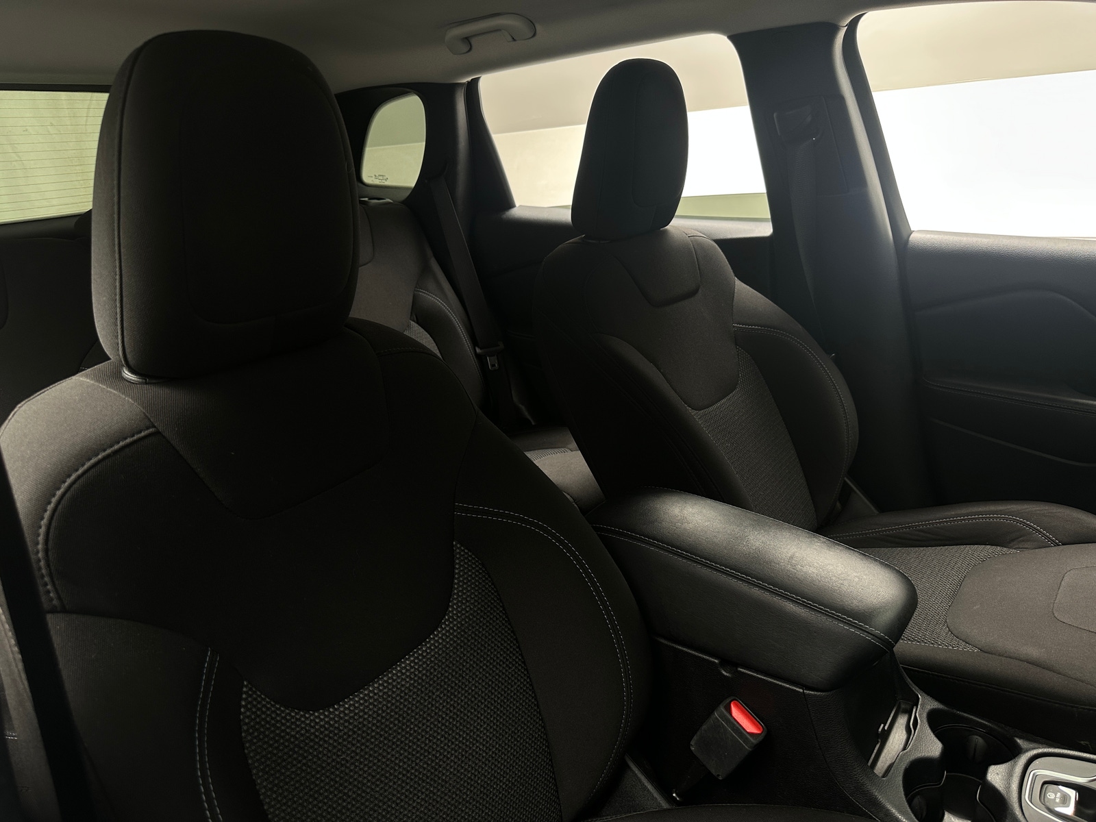 Thumbnail: 2020 Jeep Cherokee - 2