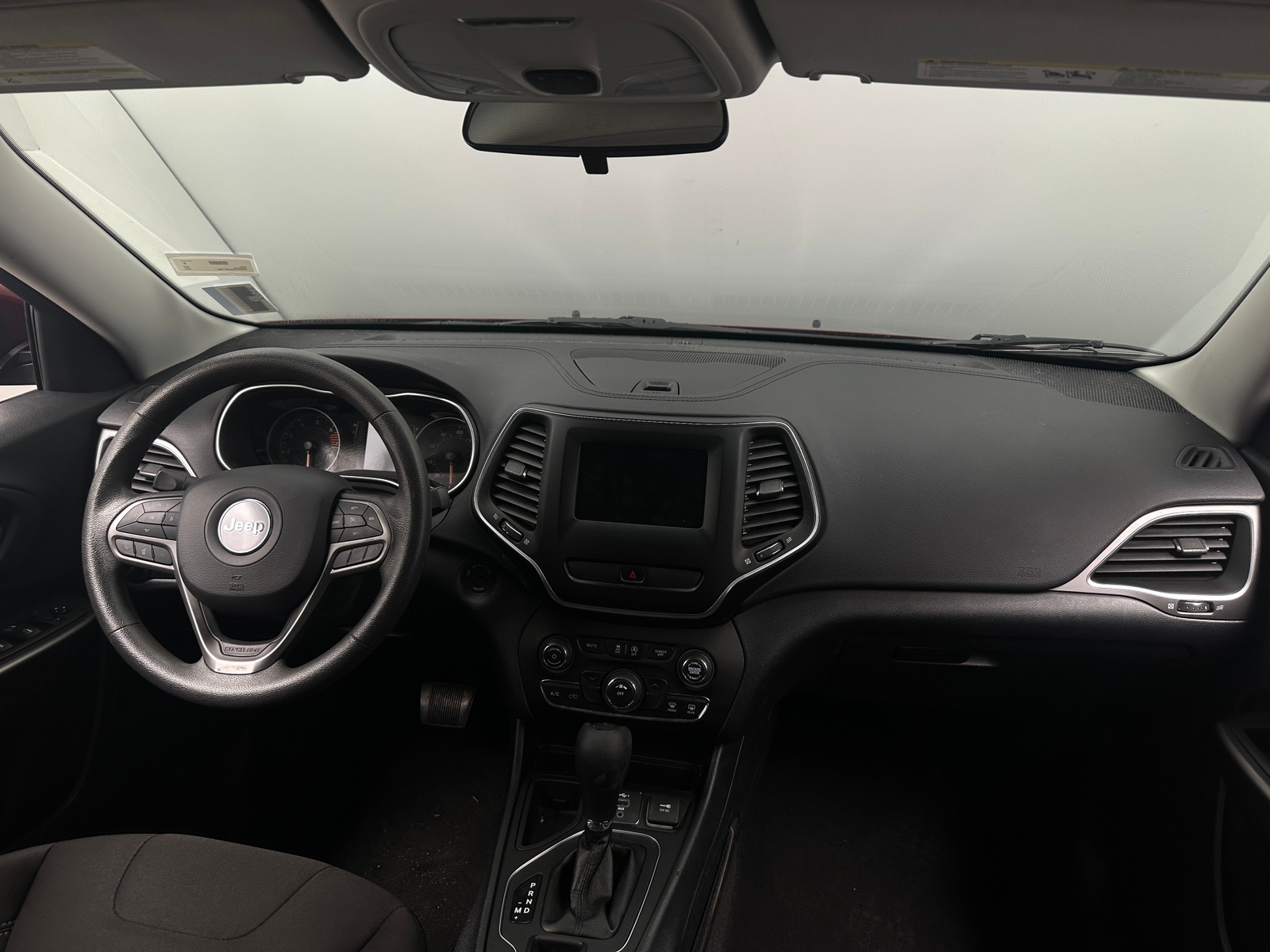 Thumbnail: 2020 Jeep Cherokee - 3