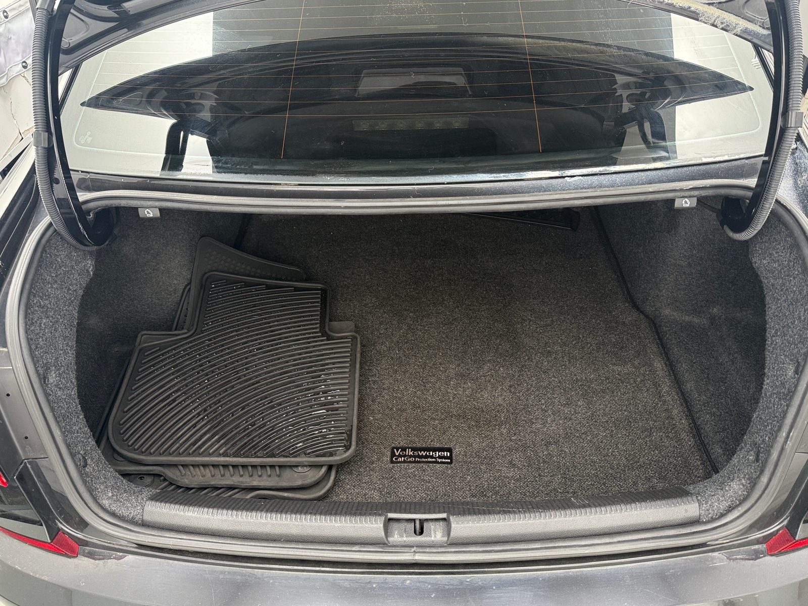 Thumbnail: 2017 Volkswagen Passat - 6