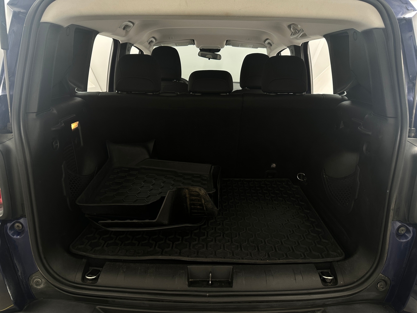 Thumbnail: 2020 Jeep Renegade - 7