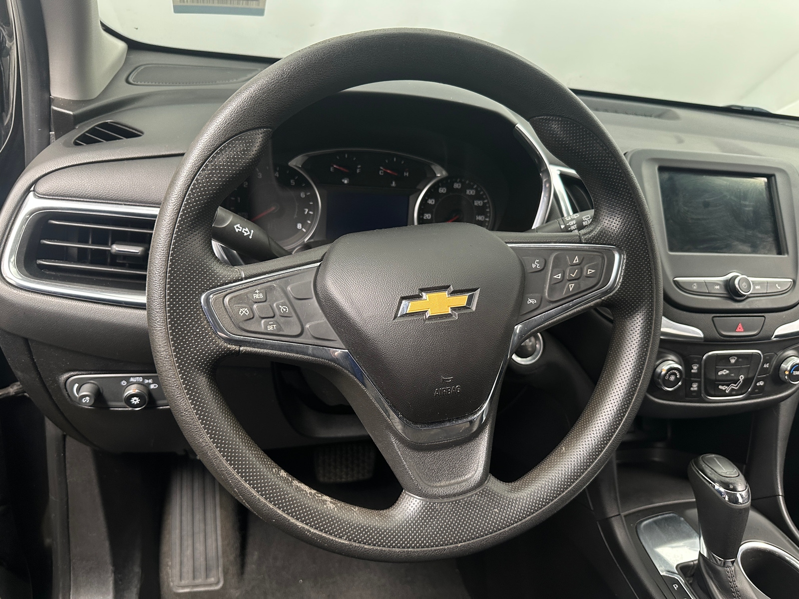 Thumbnail: 2019 Chevrolet Equinox - 5