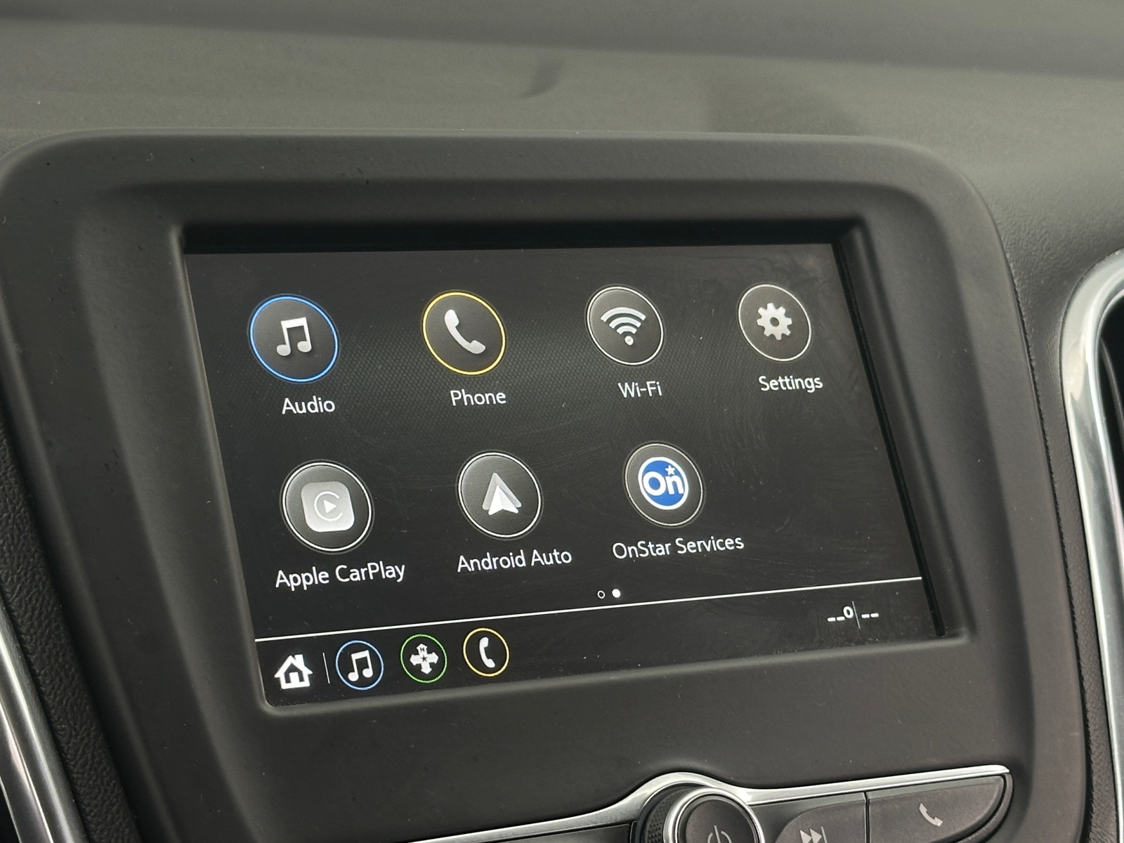 Thumbnail: 2019 Chevrolet Equinox - 4