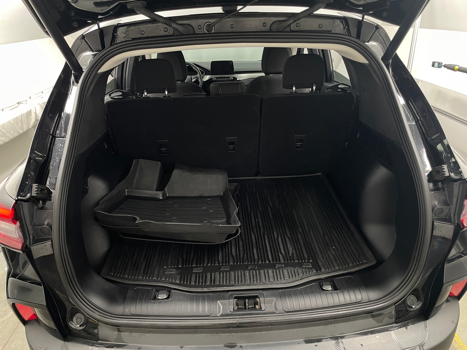 Thumbnail: 2023 Ford Escape - 7