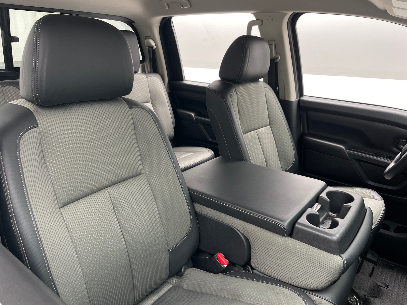 Thumbnail: 2020 Nissan Titan - 2