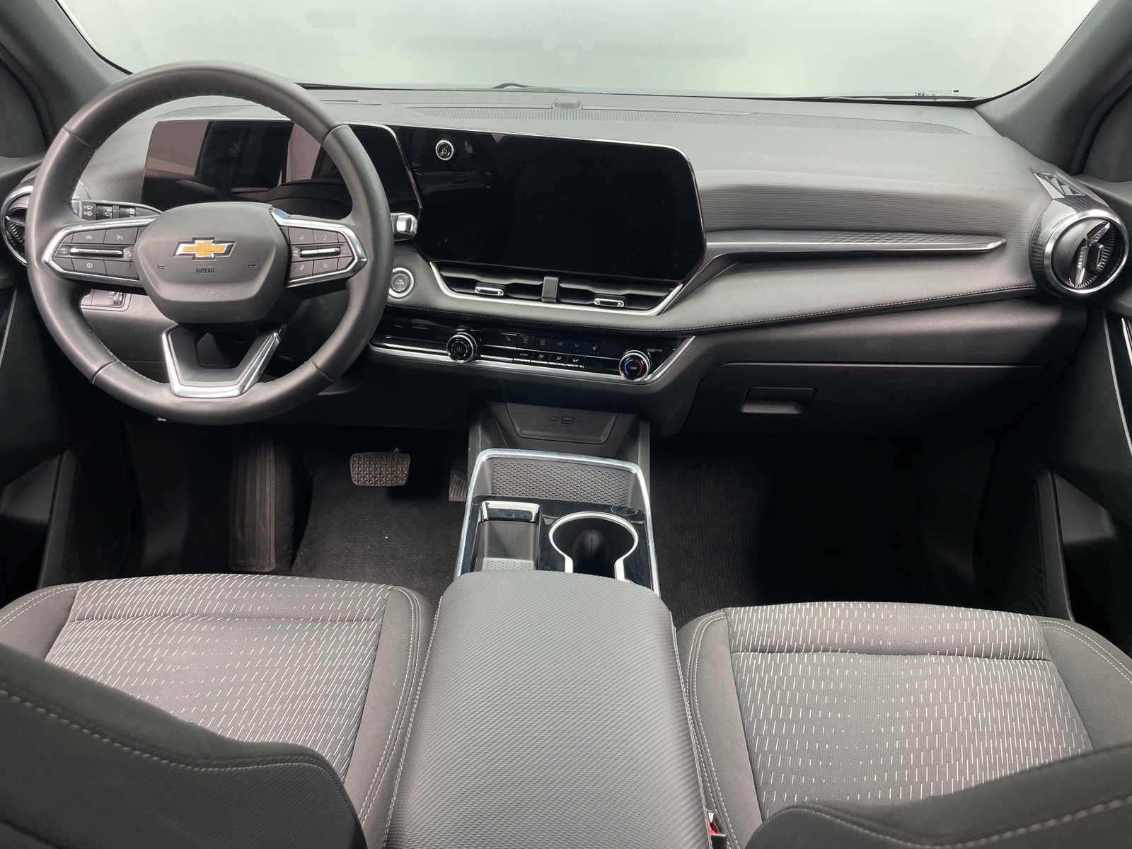 Thumbnail: 2025 Chevrolet Equinox - 3