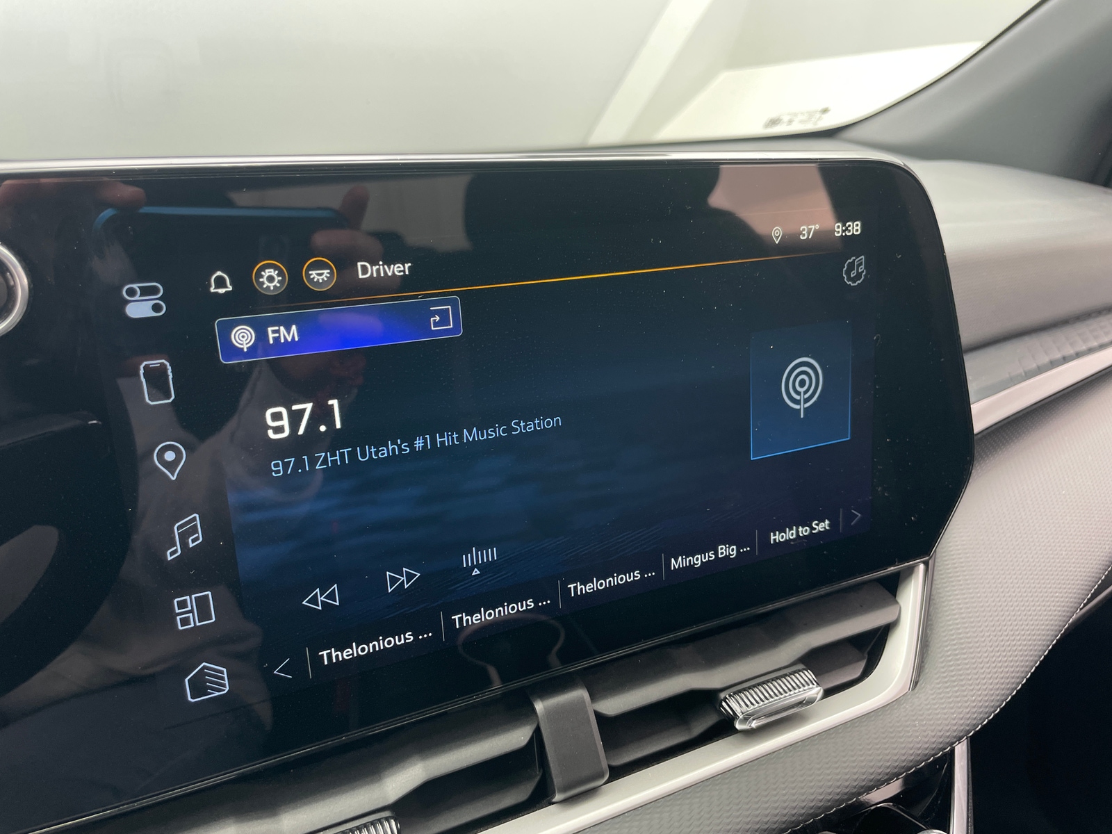 Thumbnail: 2025 Chevrolet Equinox - 4