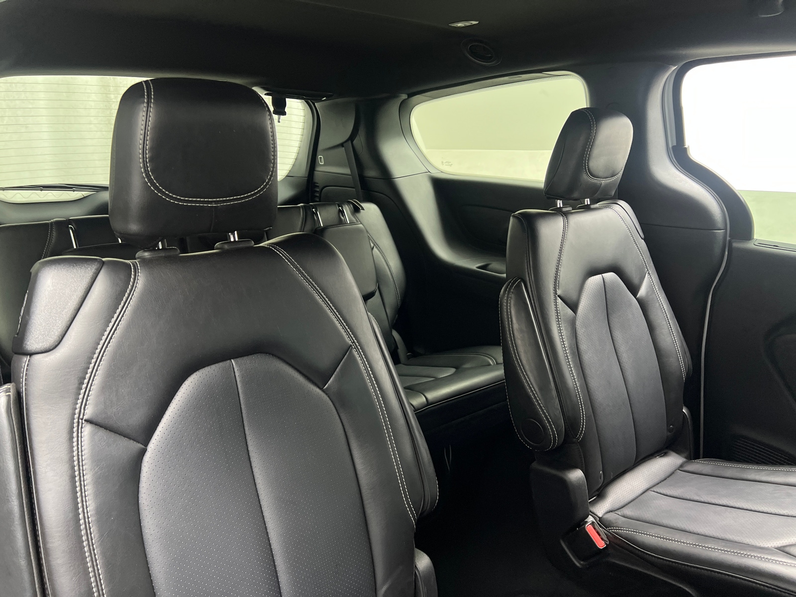 Thumbnail: 2025 Chrysler Pacifica - 5