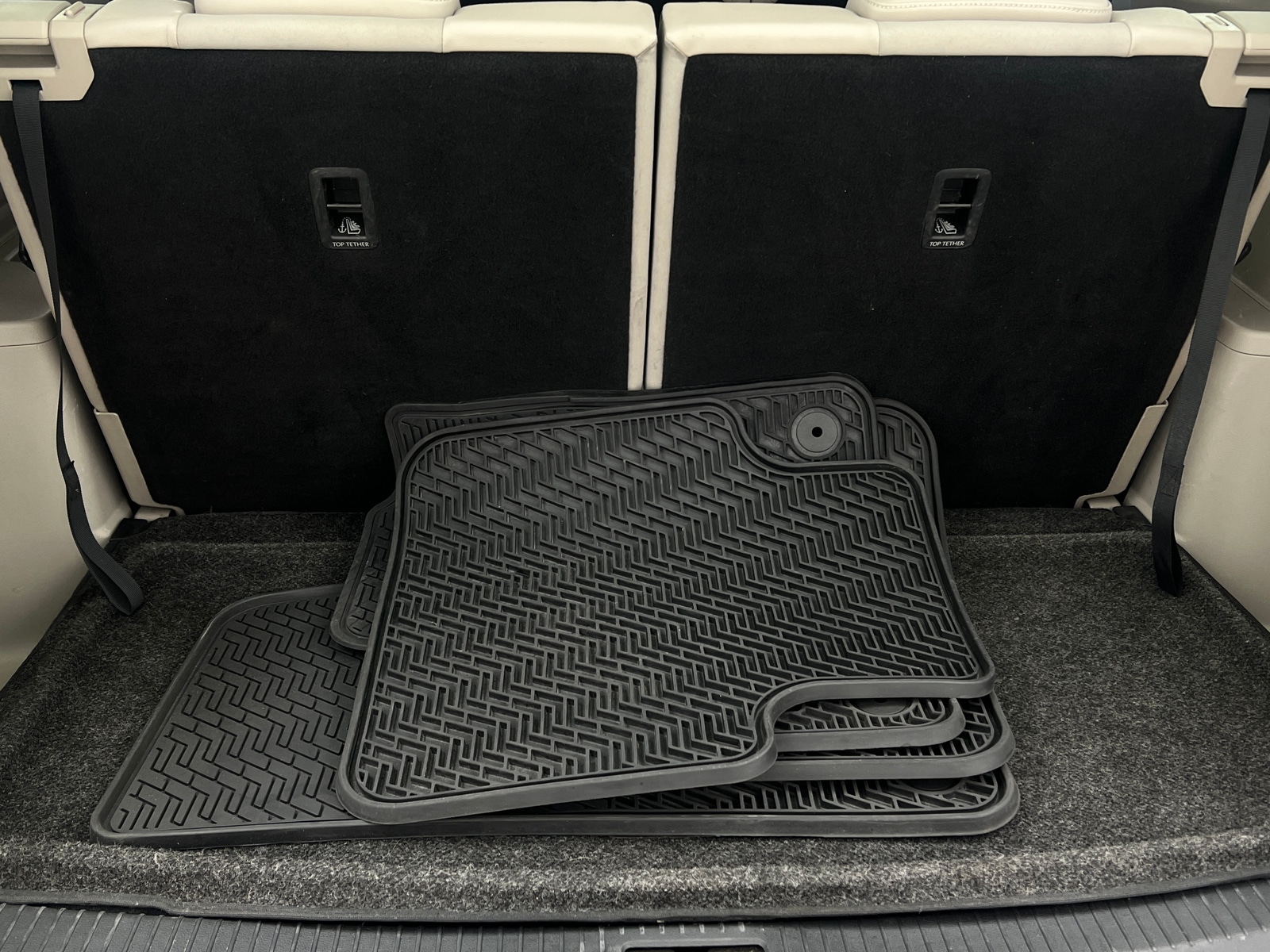 Thumbnail: 2018 Volkswagen Atlas - 6