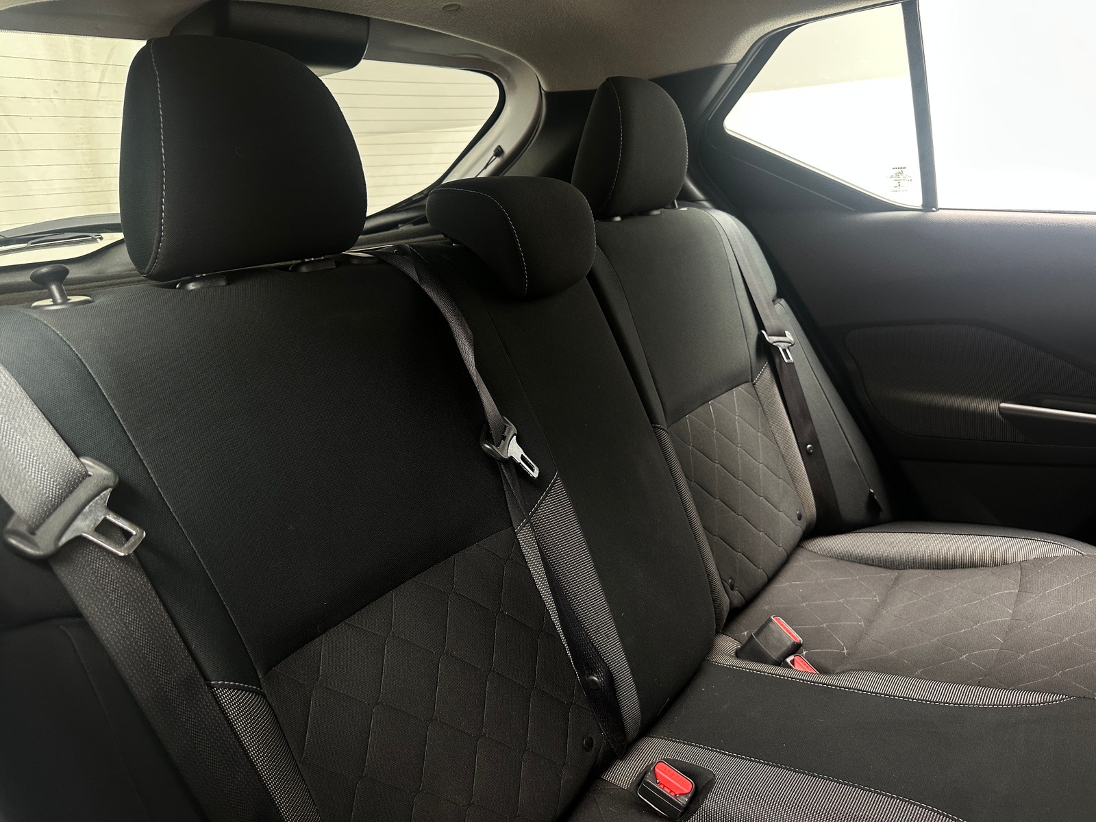 Thumbnail: 2020 Nissan Kicks - 6