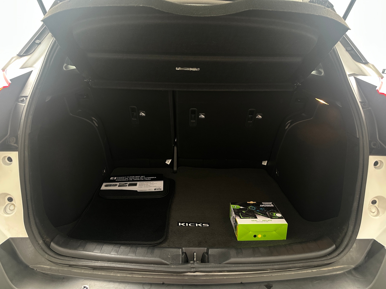 Thumbnail: 2020 Nissan Kicks - 7